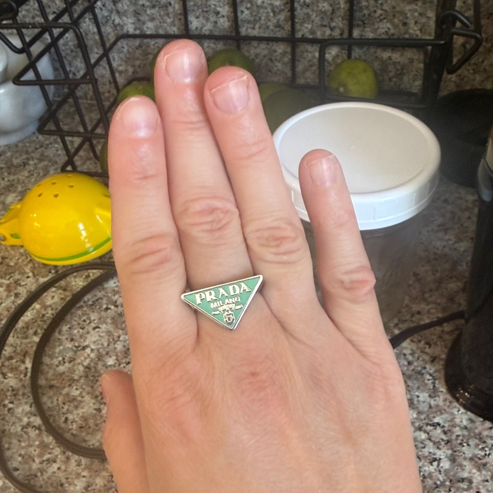 ring - Picture 3 of 3